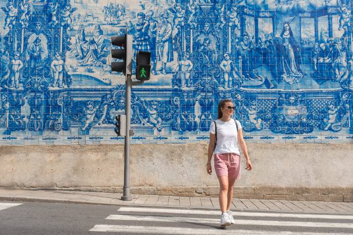 fotografia di azulejos a Lisbona